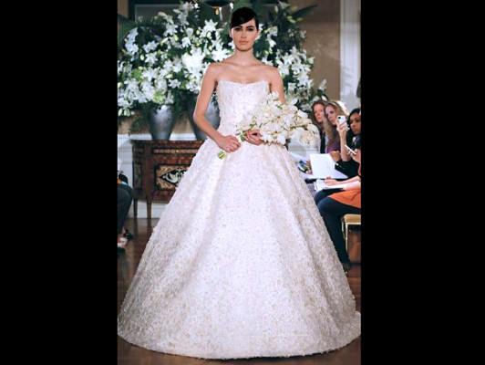 FOTOS: Vestidos de novia con dulces siluetas retro