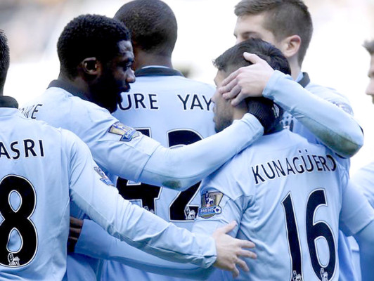 Manchester se coloca a tres puntos del United