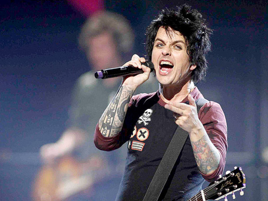 Los diez famosos que confesaron ser bisexuales