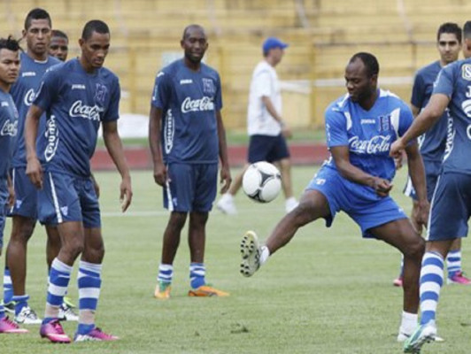 David Suazo entrena con Honduras