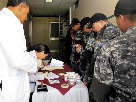 Honduras: La depuración policial y militar estaría a cargo de la Maccih