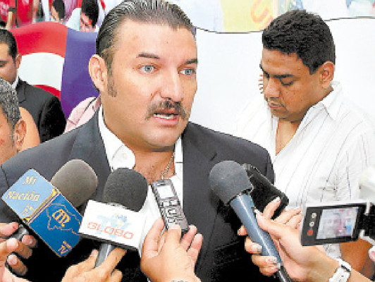 Ahora quieren tener control de los medios