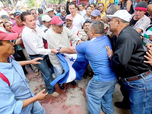 Libre provoca disturbios en los bajos del CN