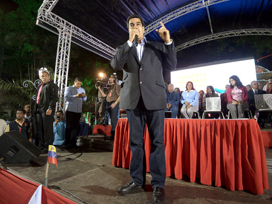 Chávez se recupera de operación: Nicolás Maduro