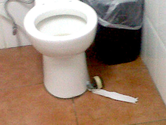 Honduras: encuentran granada en baño de restaurante