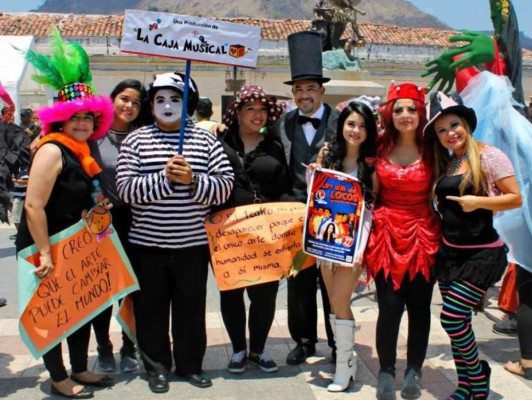 Una jornada para exaltar al teatro