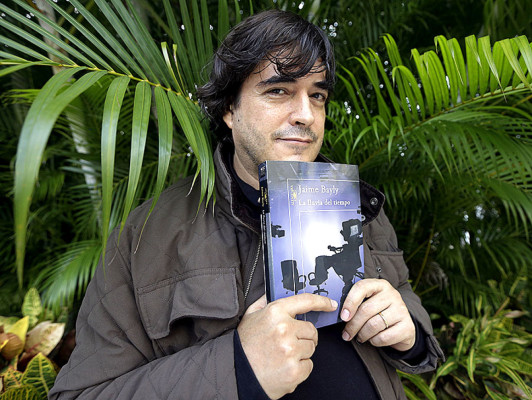 Jaime Bayly desenmascara puja del poder en Perú