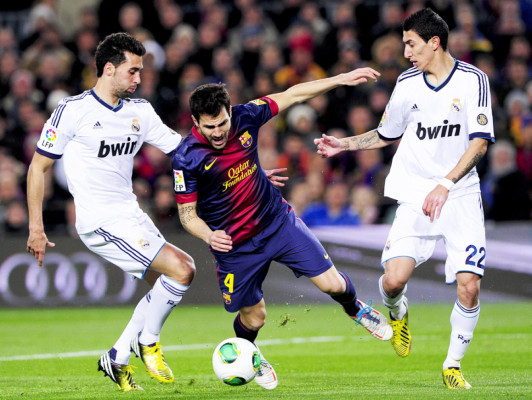 Real Madrid humilla al Barça en el Camp Nou