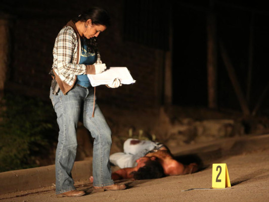 Raptan a motorista y luego lo asesinan