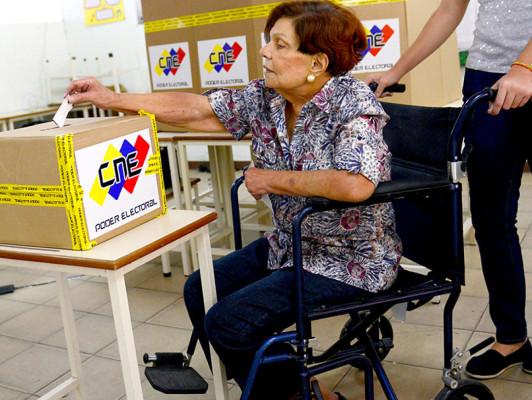 EEUU: 'prudente y necesario' reconteo de votos en Venezuela