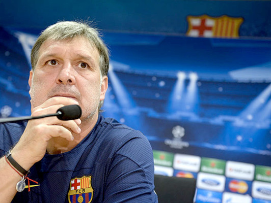 Martino 'satisfecho' de enfrentarse al ManCity de Pellegrini