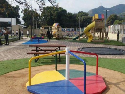Gobierno de Honduras abre megaparque en Chamelecón