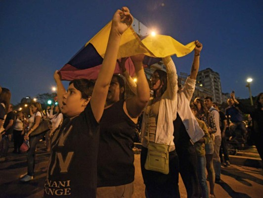 Aumenta presión judicial sobre opositores