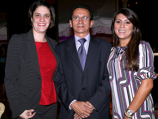 Velada artística en aniversario de Chiminike