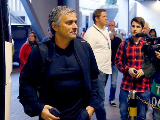 VIDEO: Aficionados le gritan de todo al Real Madrid