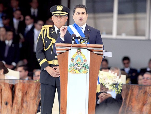 Presidente de Honduras viaja hoy a Cuba