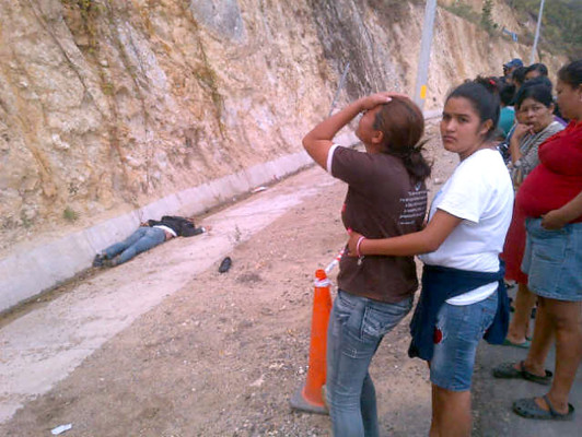 Un muerto y dos heridos en accidente en la salida al norte de Tegucigalpa