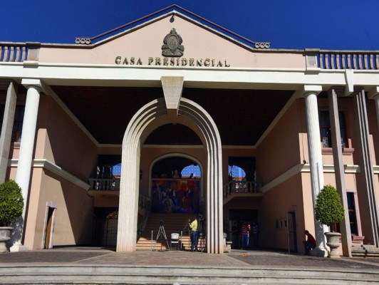 JOH habría dialogado con Kubiske sobre F-5