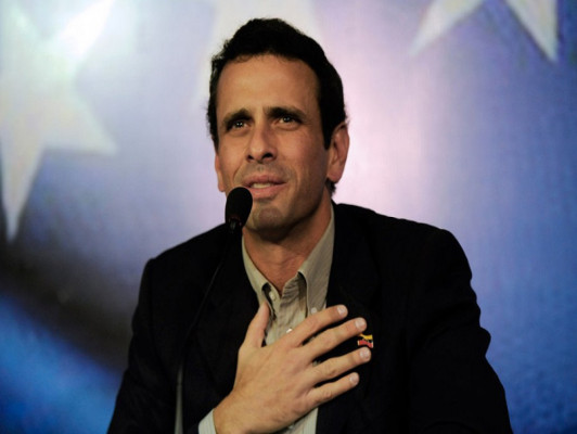 Oposición denuncia amenazas contra Capriles