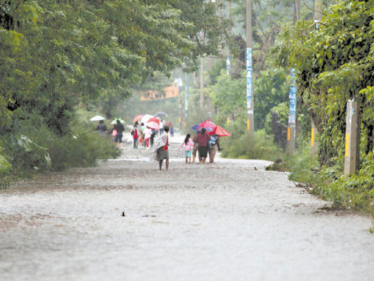 Lluvias dejaron 80 damnificados en Colón