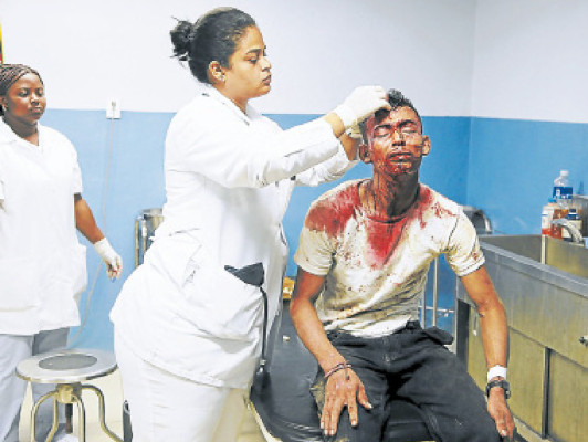 Vecinos casi linchan a supuesto ladrón en La Ceiba