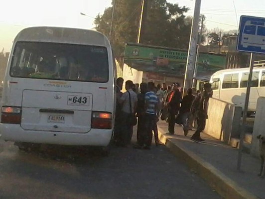 Un muerto en accidente vial en carretera al oriente de Honduras