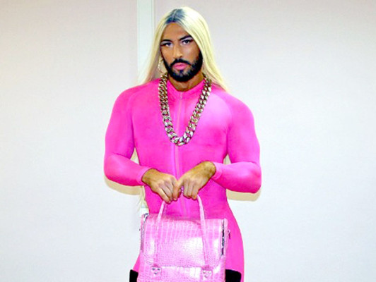 Pavel Petel, el bisexual que sobrevivió a la muerte en Rusia