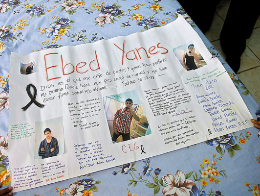 Me lo derribaron por la espalda; lo mataron por soberbia