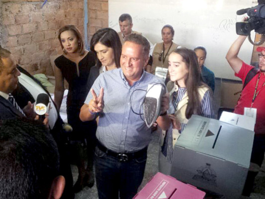 Ricardo Álvarez llama a votar en plancha