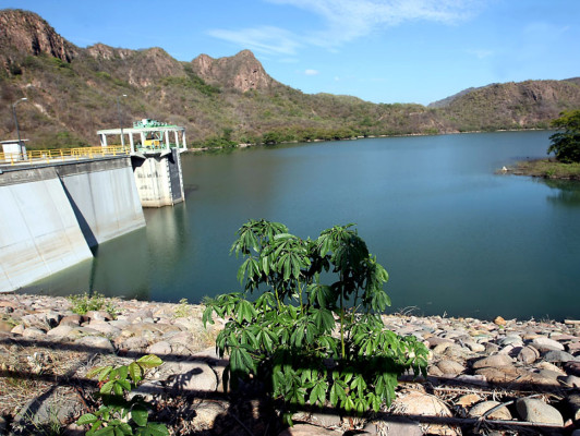 Tierra Adentro recorre la represa José Cecilio del Valle