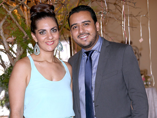Tania y Fernando unen sus vidas ante Dios
