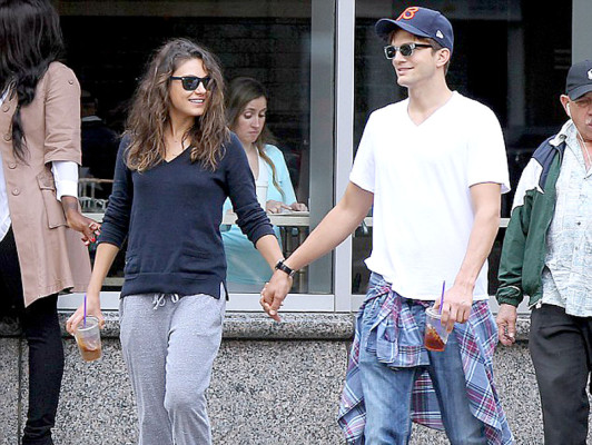 Ashton Kutcher solicita divorcio de Demi Moore