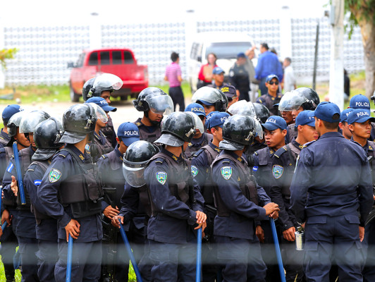 Unas 1,400 denuncias contra policías hondureños recibe al año el Conadeh