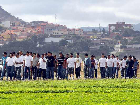 Siguen deportaciones masivas de hondureños