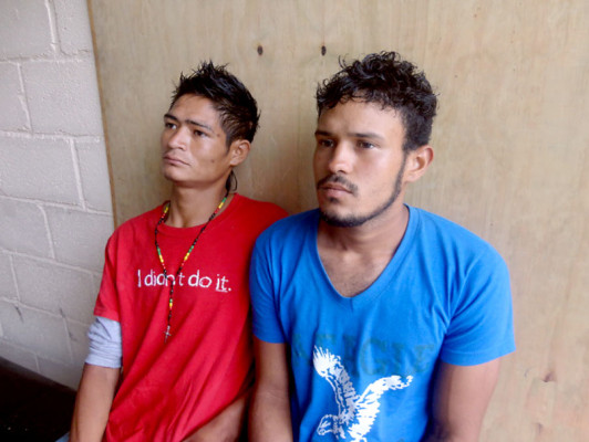 Capturan a tres extorsionadores, entre ellos un menor