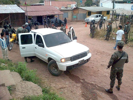Operativo en colonia Estados Unidos