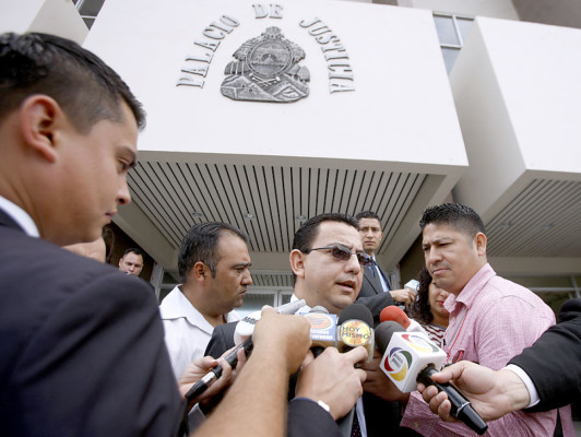 Magistrados se excusan de conocer amparo