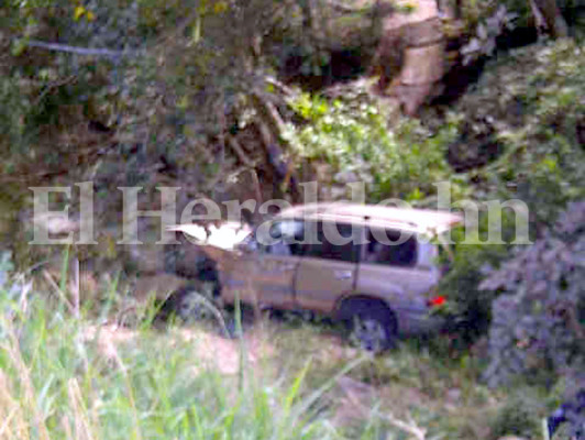 Se accidentan escoltas del Fiscal General; un muerto