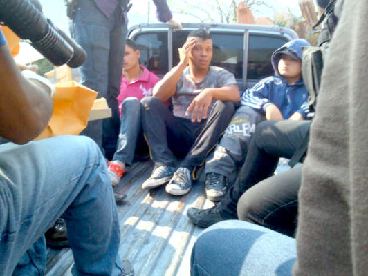 Tres detenidos deja operativo conjunto en Reparto por Abajo