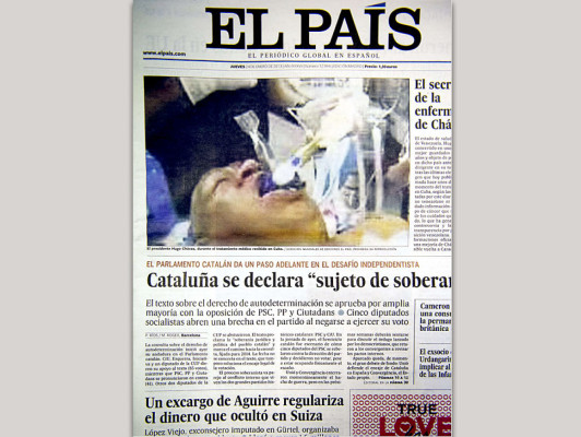 El País pide disculpas tras publicar una foto falsa de Chávez