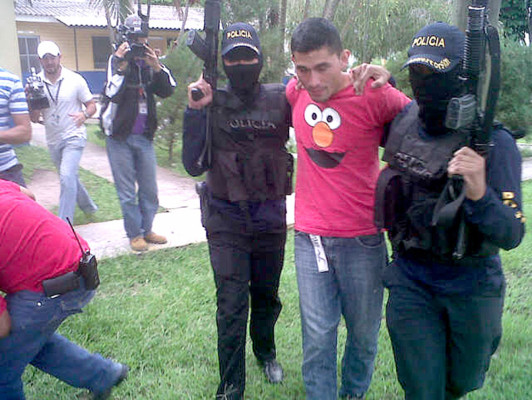 Capturan a presunto extorsionador en colonia Tiloarque