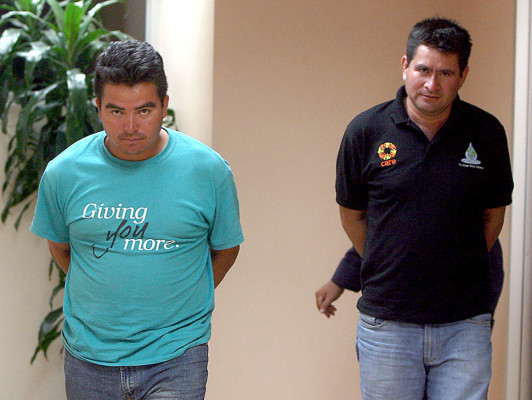 Apelan arresto domiciliario de alcalde acusado de asesinato