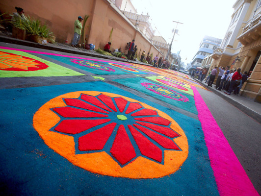 Alfombra de 600 metros lucirá el Santo Entierro