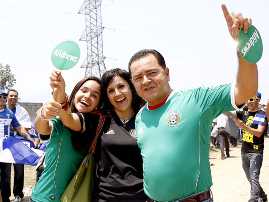 FOTOGALERÍA: El color del Honduras-México