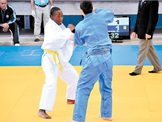 Con Plata y Bronce debuta Honduras en San José