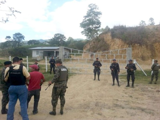 Desmantelan supuesto narcolaboratorio en Copán