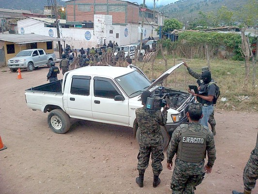 Operativo en colonia Estados Unidos
