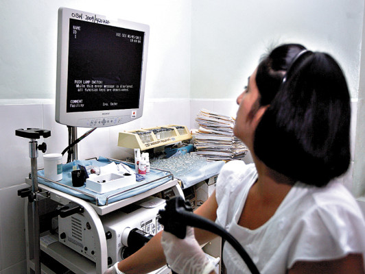 Precariedad invade Unidad de Endoscopía