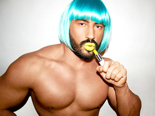 Pavel Petel, el bisexual que sobrevivió a la muerte en Rusia