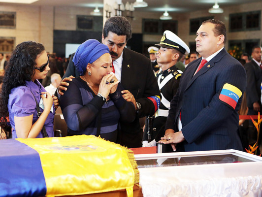 Chávez será expuesto 7 días y será embalsamado